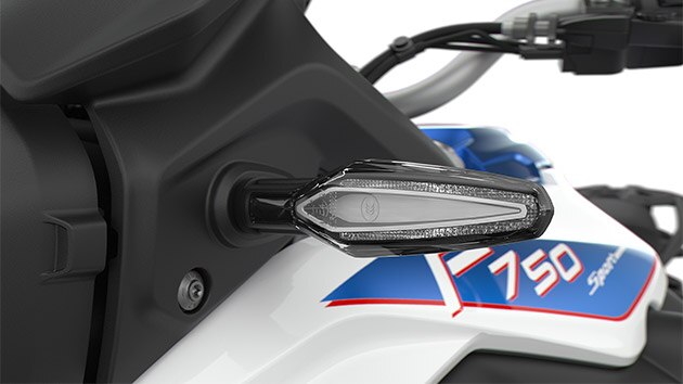 Ayırt edici ön LED sinyal lambaları | BMW Motorrad Türkiye