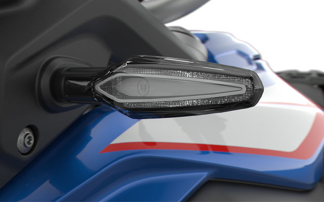 Seri üretim ikonik ön LED sinyal lambaları | BMW Motorrad Türkiye
