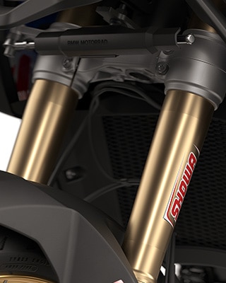 BMW Motorrad F 900 GS, spor süspansiyonu da içeren Enduro Pro paketi