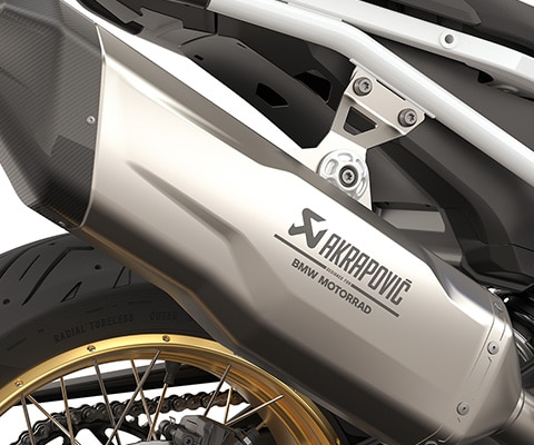 Akrapovič arka susturucusuyla BMW Motorrad F 900 GS