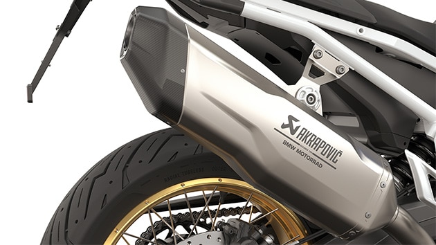 Akrapovič arka susturucusuyla BMW Motorrad F 900 GS