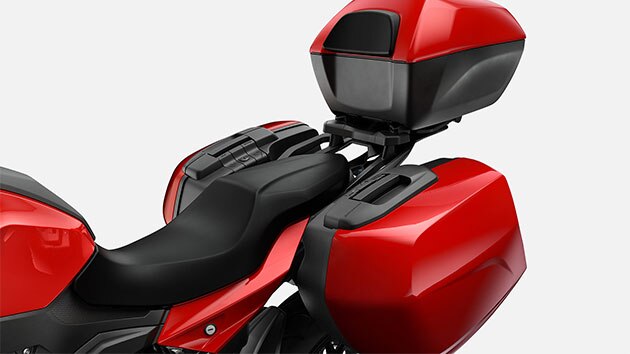 BMW F 900 XR - Uygun saklama alanı | BMW Motorrad Türkiye