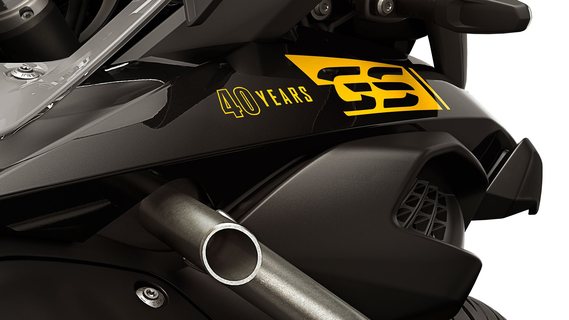 “40 years GS” çıkartmasına sahip ön bölüm | BMW Motorrad Türkiye