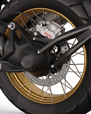 R 1300 GS Option 719 Tramuntana modelinin altın renkli tel jantları
