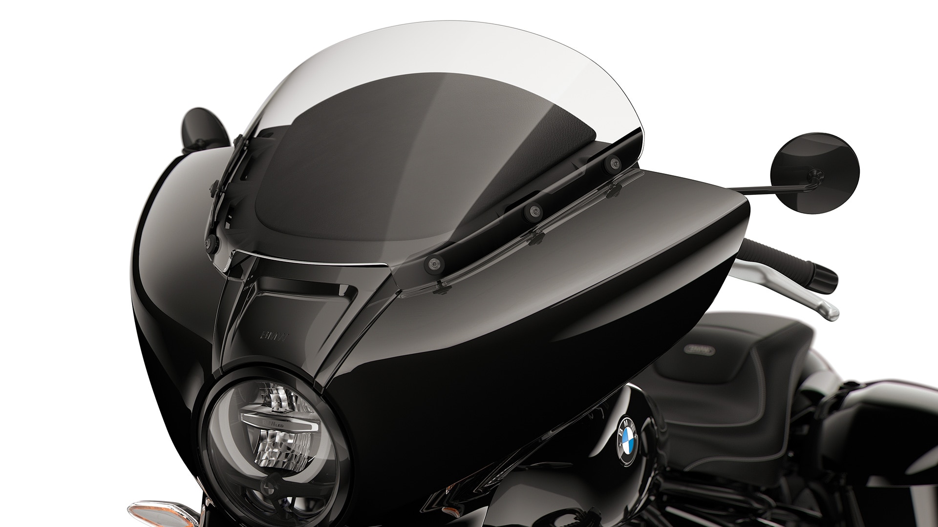 R 18 B’nin ön kaplama paneli.