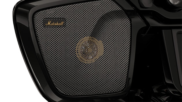 Entegre Marshall hoparlörler.