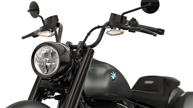 BMW Motorrad R 18 Roctane'in “ape hanger” tipi mini gidonunun detaylı görseli