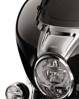 R 18 Transcontinental’ın ön kaplama paneli.