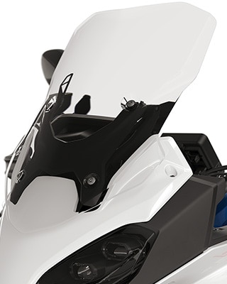 BMW Motorrad F 900 XR’ın ön maskesi