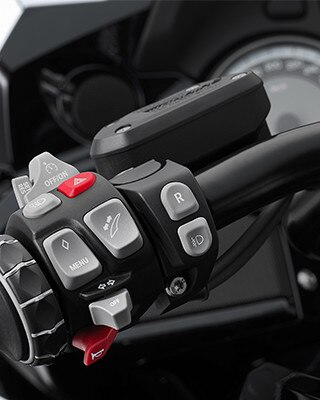 BMW K 1600 B - Geri manevra asistanı | BMW Motorrad Türkiye