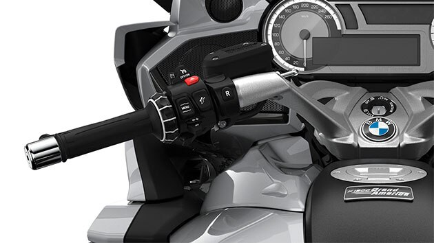 BMW K 1600 Grand America - Geri manevra asistanı | BMW Motorrad Türkiye