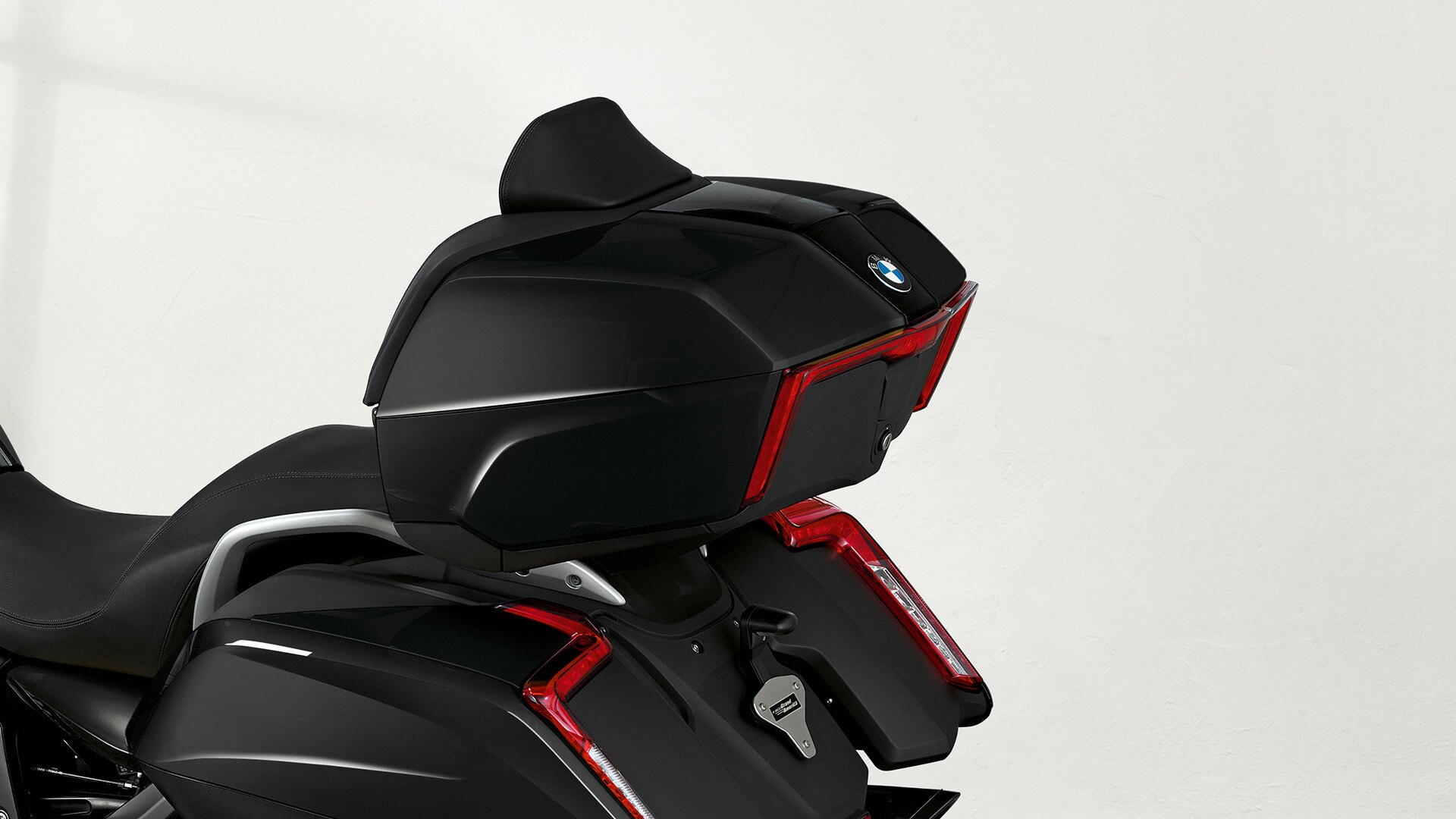 BMW K 1600 Grand America - Arka Çanta | BMW Motorrad Türkiye
