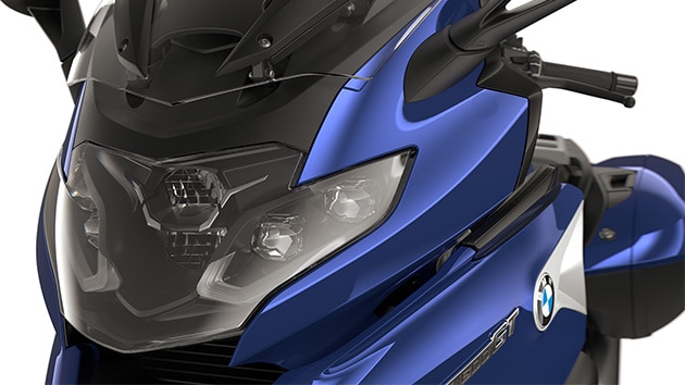 LED farların yakın plan görünümü.